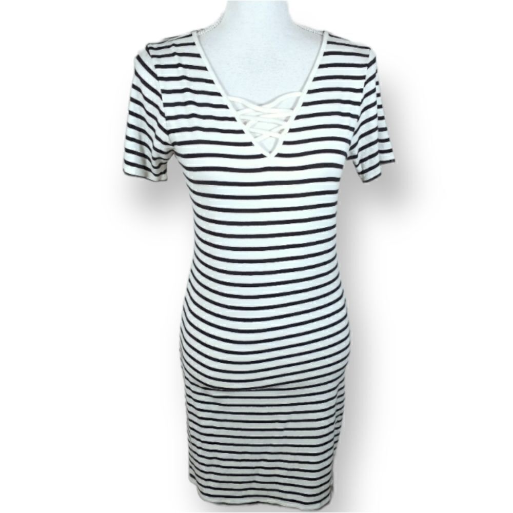 HEART & HIPS BLACK & WHITE BODYCON DRESS SZ.L EUC
